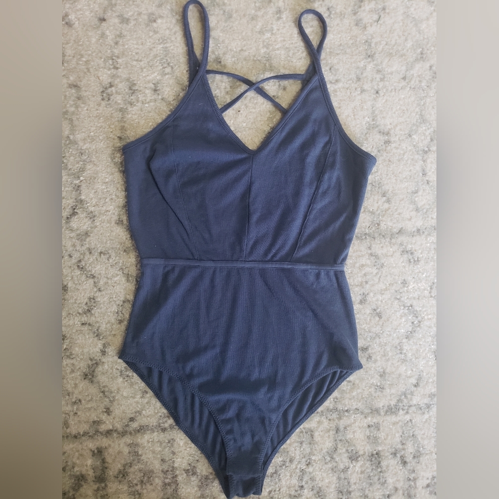 Cynthia Rowley Womens Criss Cross Back V neck Cotton Blend Body Suit Size Medium